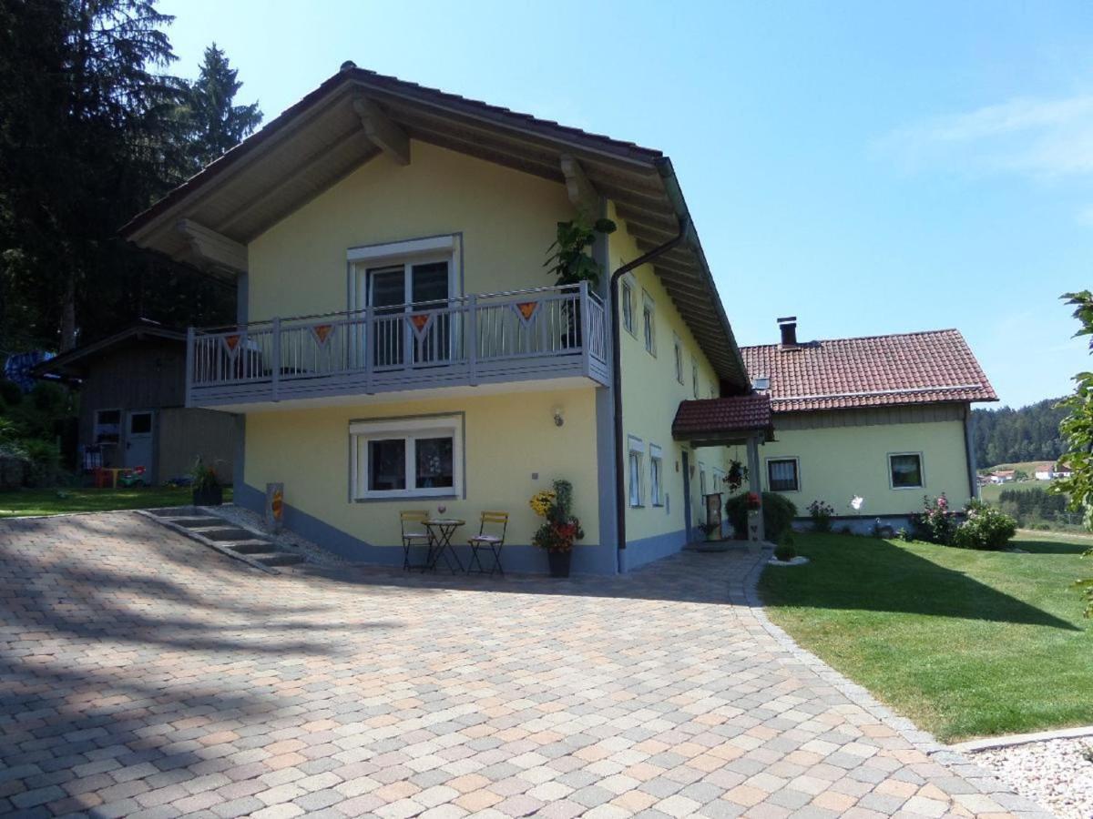 Fw & Fh Luesselfeld Lägenhet Zwiesel Exteriör bild